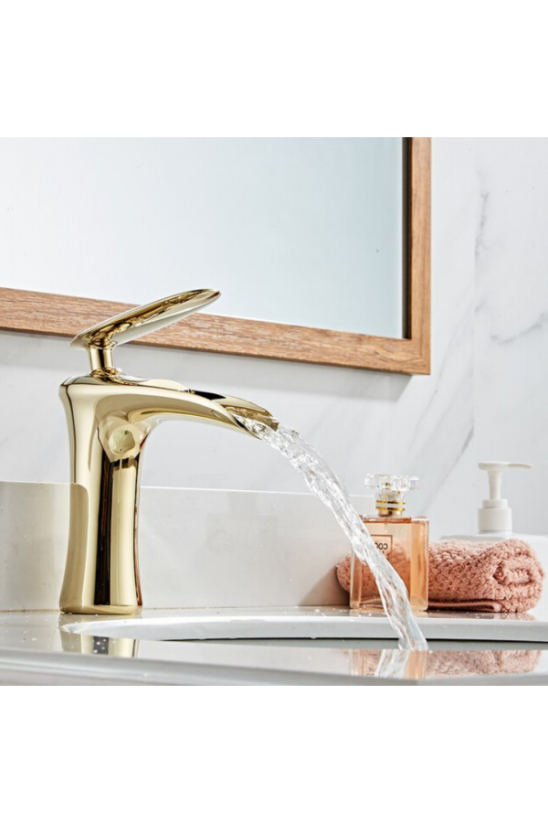 Altın Şelale Lavabo Bataryası Altın Şelale Lavabo Bataryası