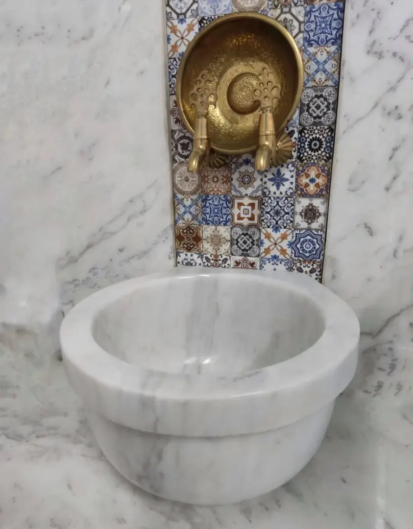 Beyaz Kulaksız Düz Mermer Kurna 3