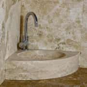 Traverten Üçgen Mermer Lavabo 2