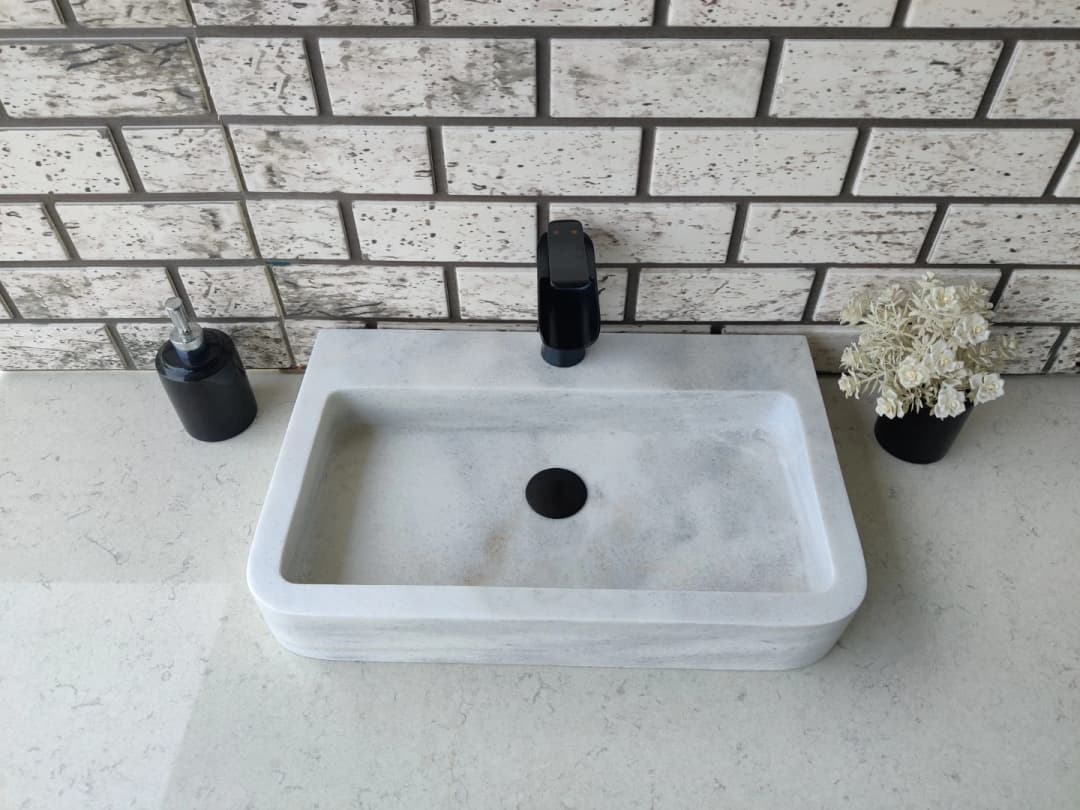 Beyaz Oval Step Mermer Lavabo 3