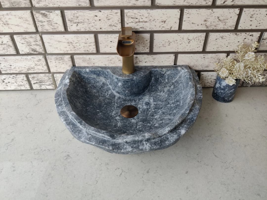 Karaca Siyahı Half Dalgalı Mermer Lavabo 3