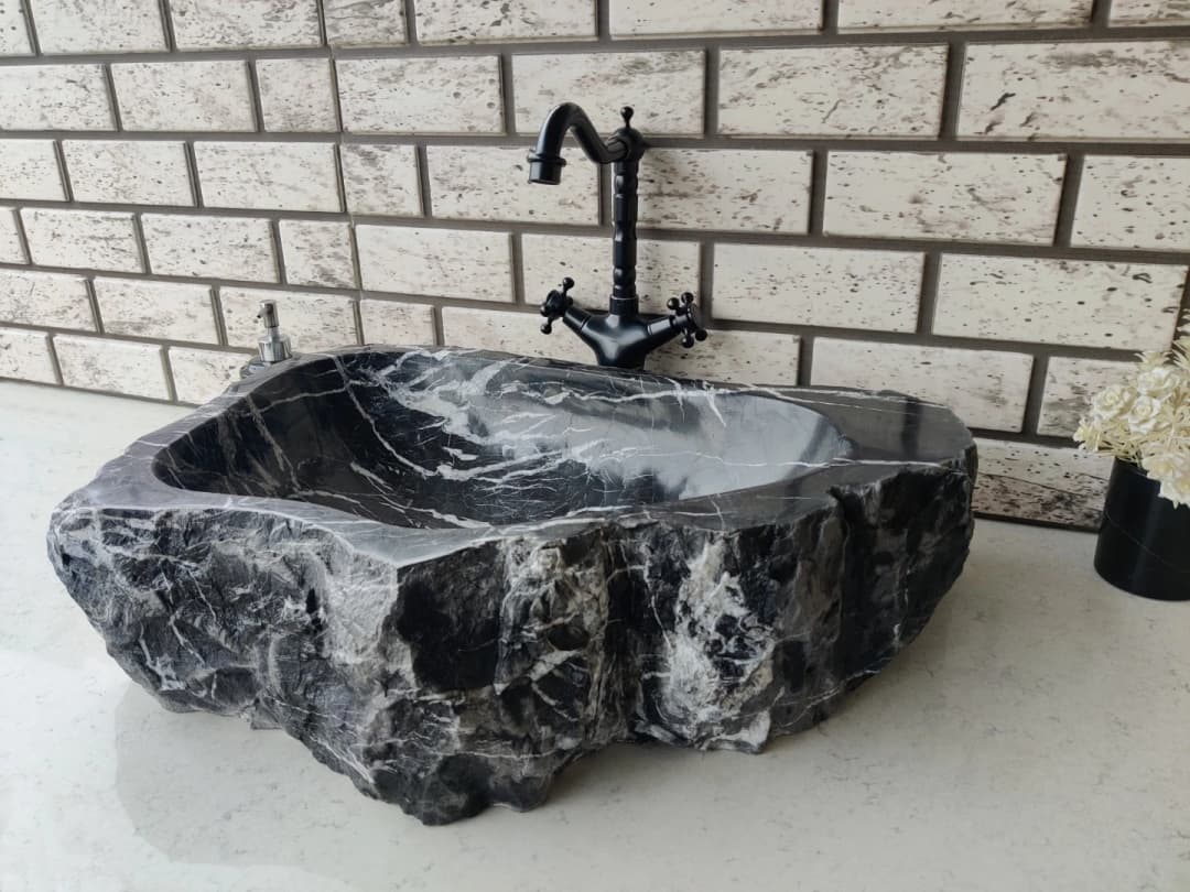 Toros Siyahı Natural Elips Mermer Lavabo 1