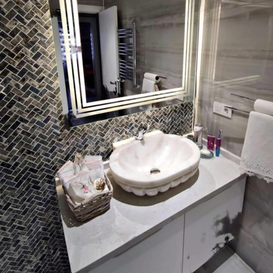 Beyaz Dilimli Elips Mermer Lavabo 1