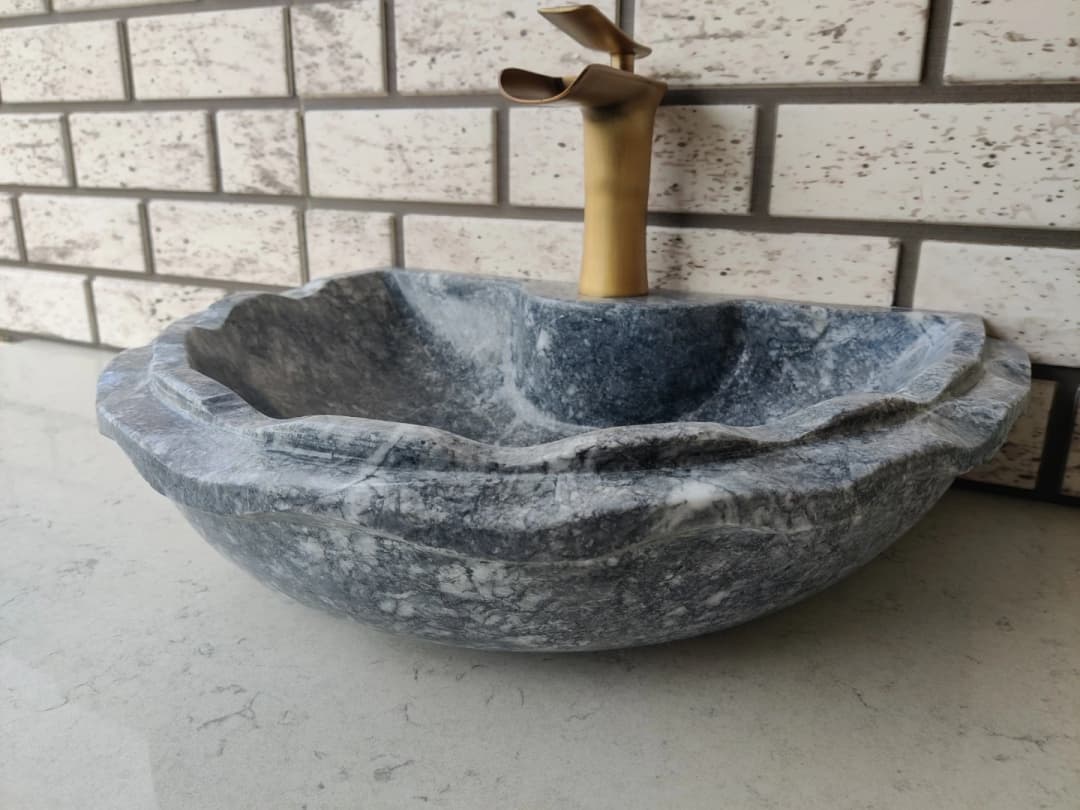 Karaca Siyahı Half Dalgalı Mermer Lavabo 2