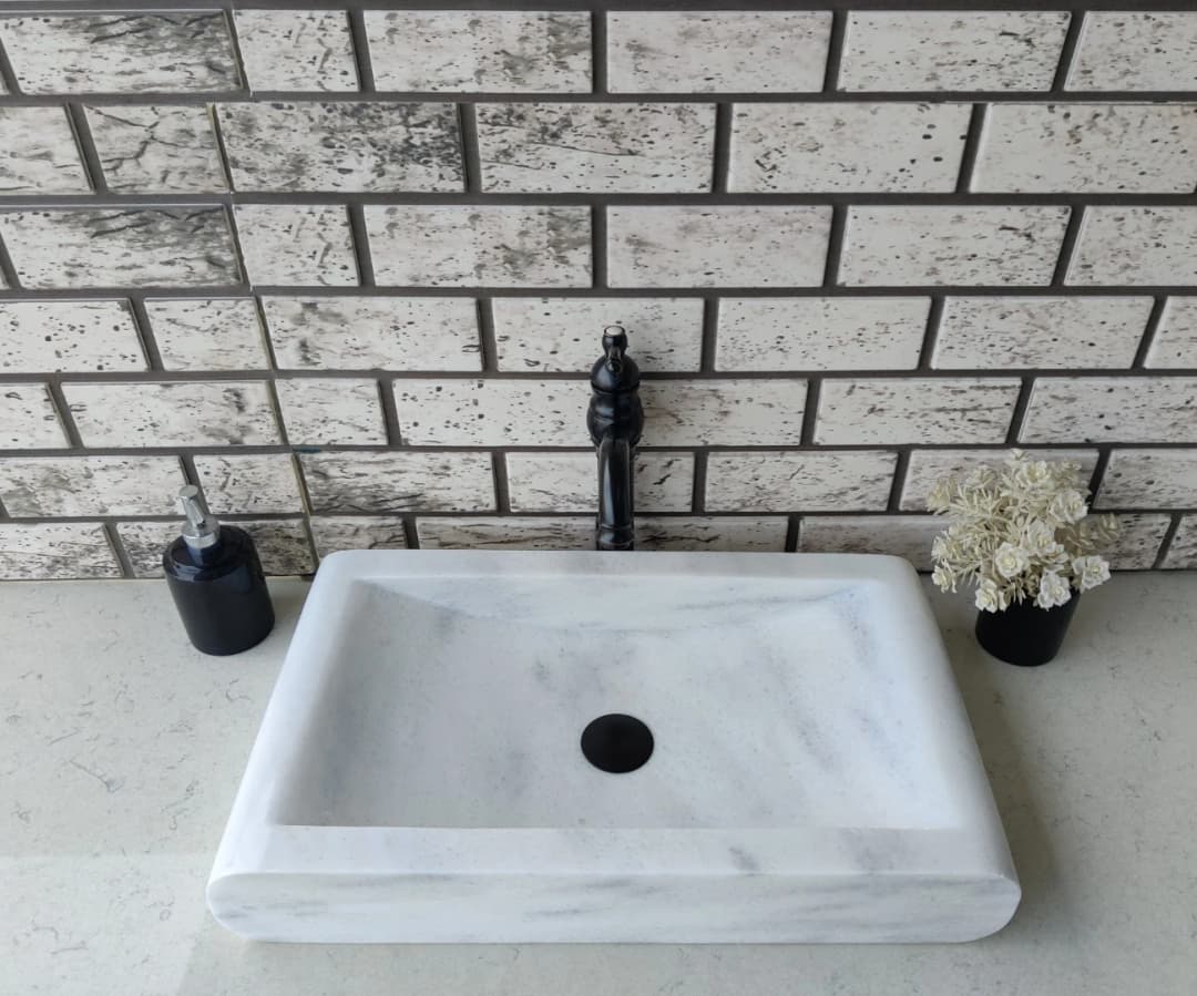 Beyaz Oval Yay Mermer Lavabo 2